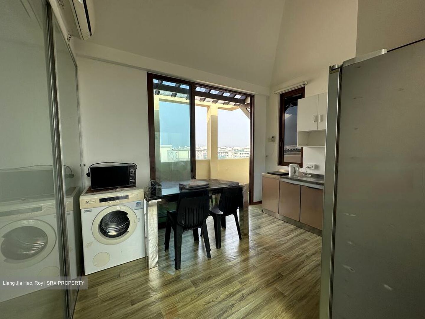 Tropical Spring (D18), Condominium #486393011